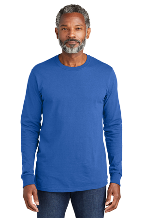 man wearing blue long-sleeved T-shirt